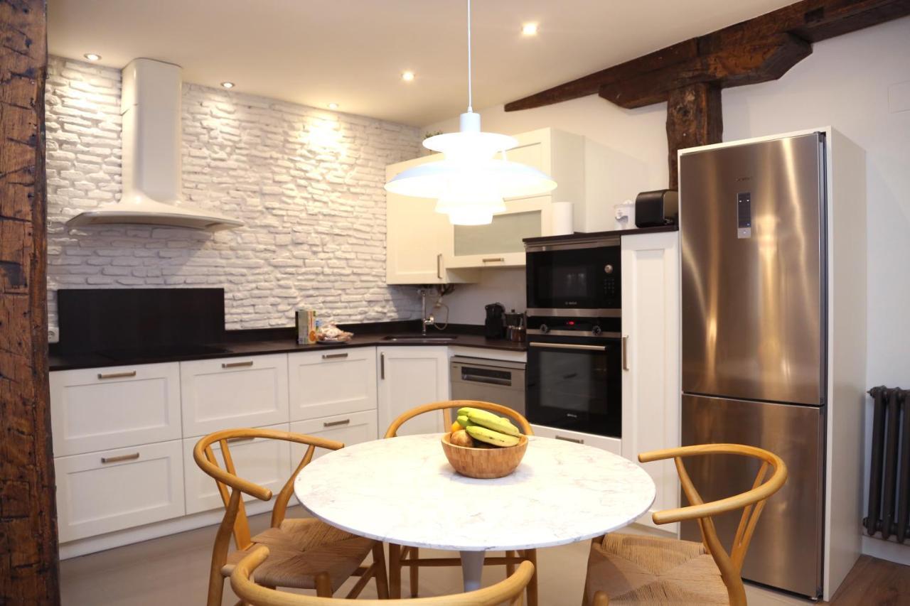 Apartamento Premium En Pleno Casco Viejo De Bilbao Exterior photo